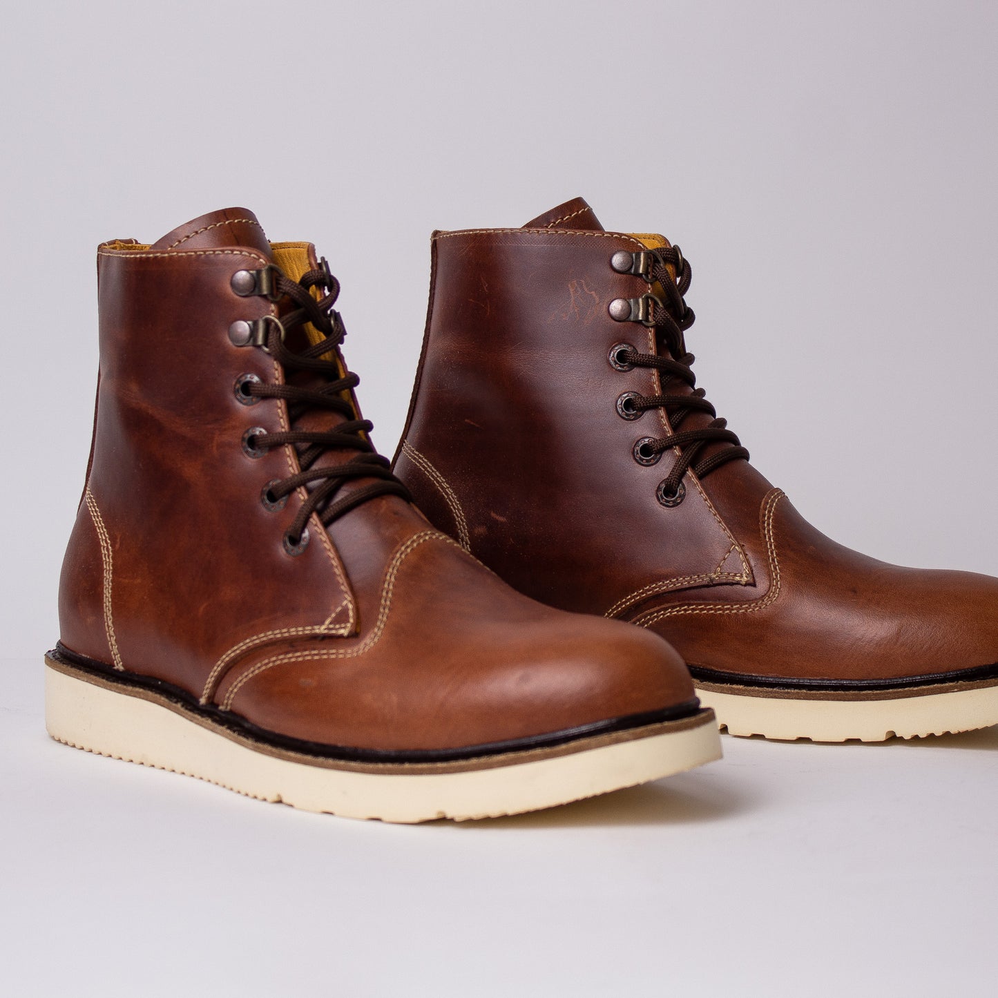 Ace Old Premium Boots