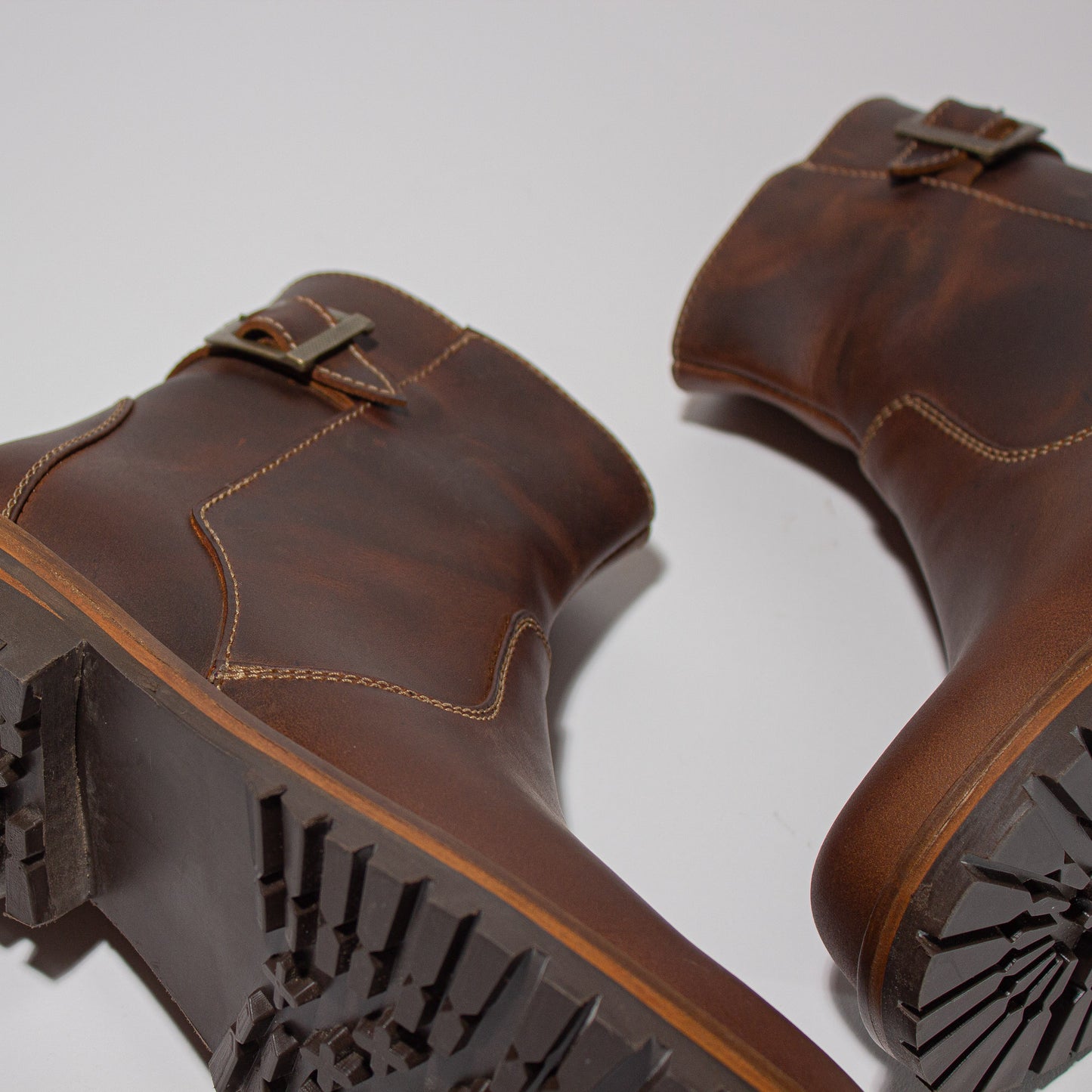 Caracal Old Premium Boots