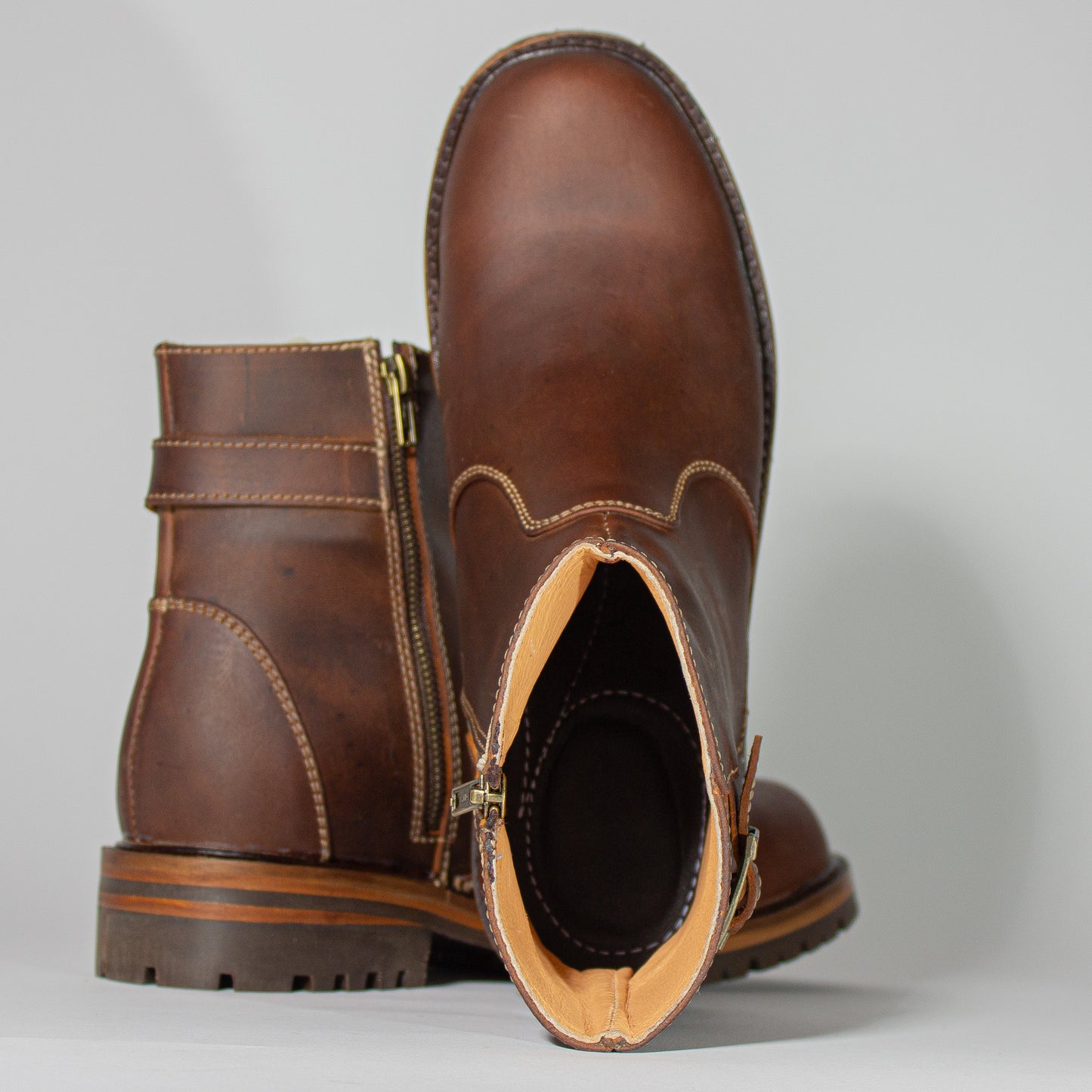 Caracal Old Premium Boots